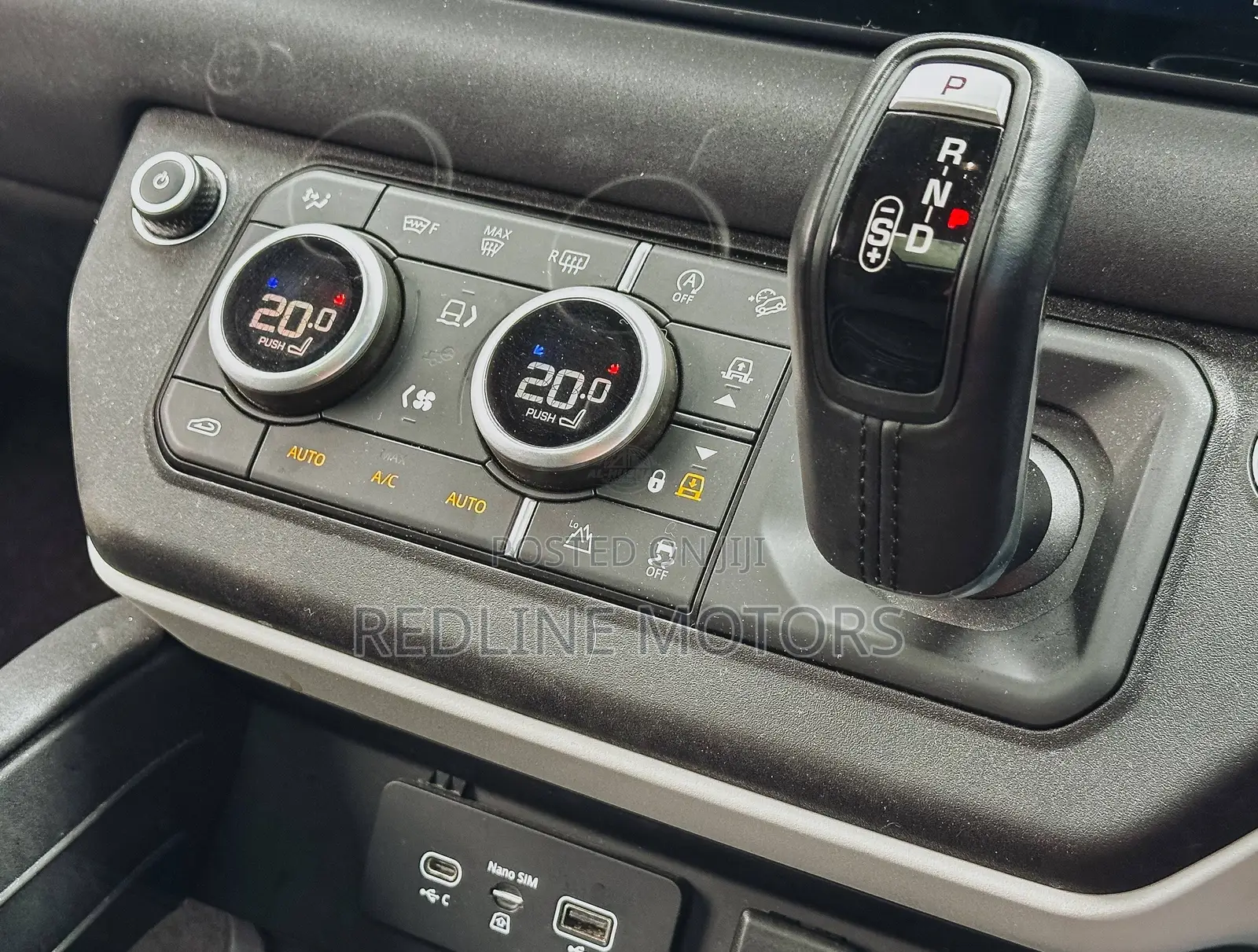 Land Rover Defender SE 2021 Green