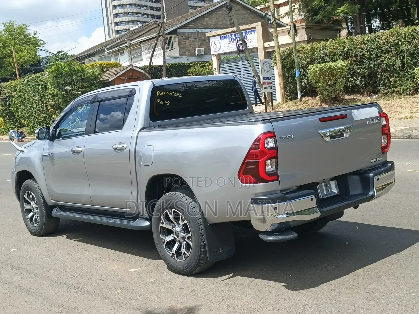 Toyota Hilux 2022 Silver