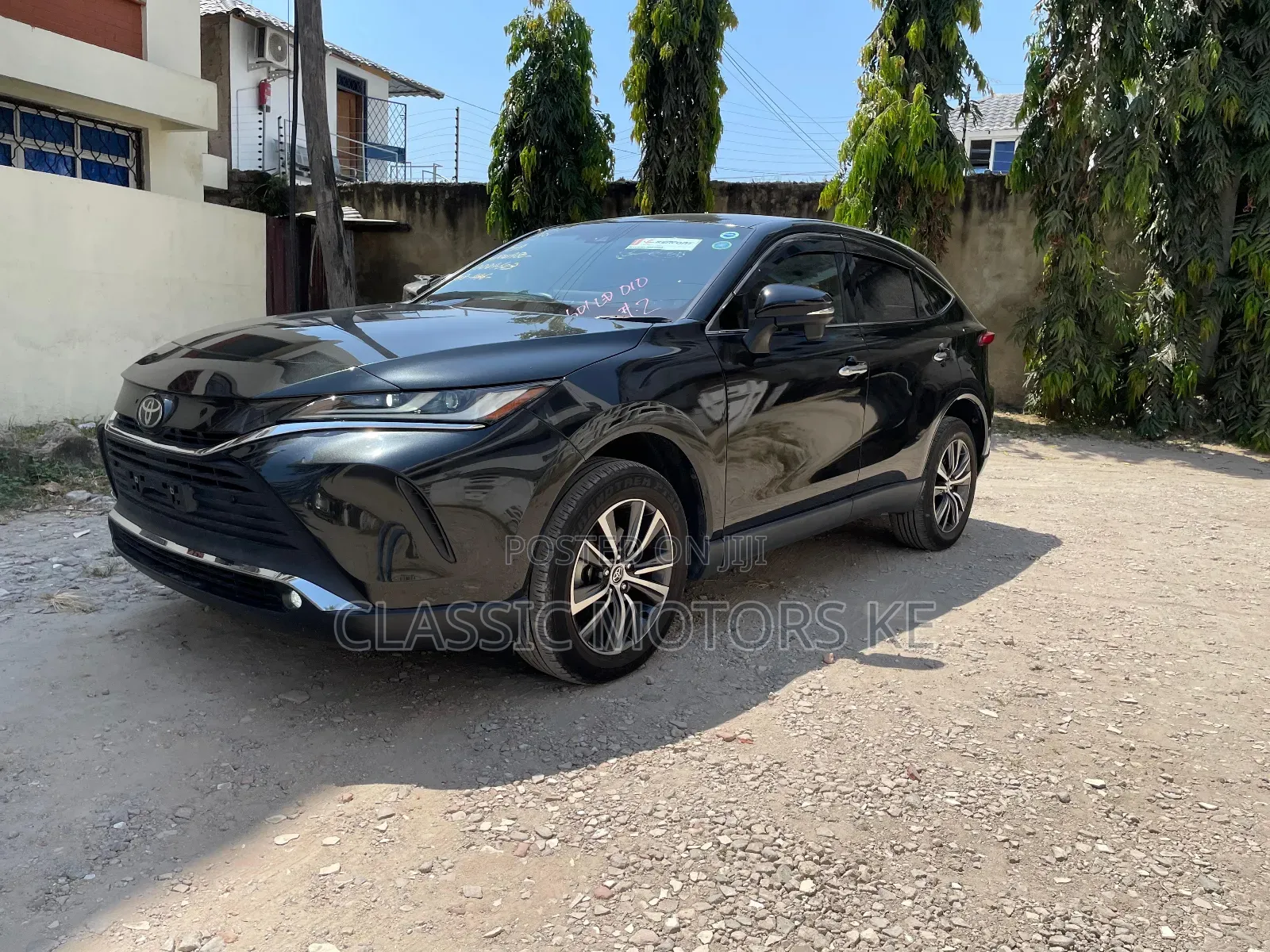 Toyota Harrier 2.0 2020 Black