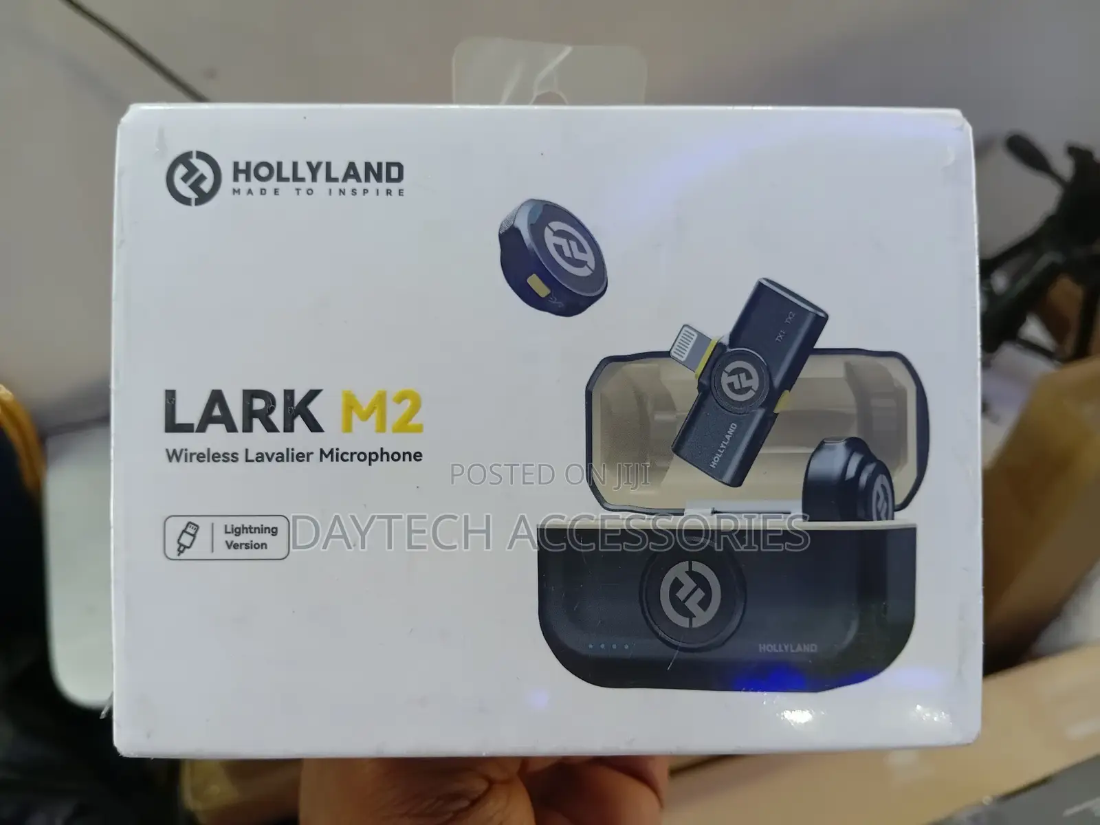 Hollyland Lark M2 Wireless Microphone With Lightning Connector
