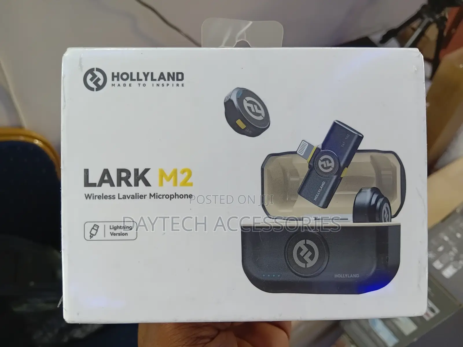 Hollyland Lark M2 Wireless Microphone With Lightning Connector