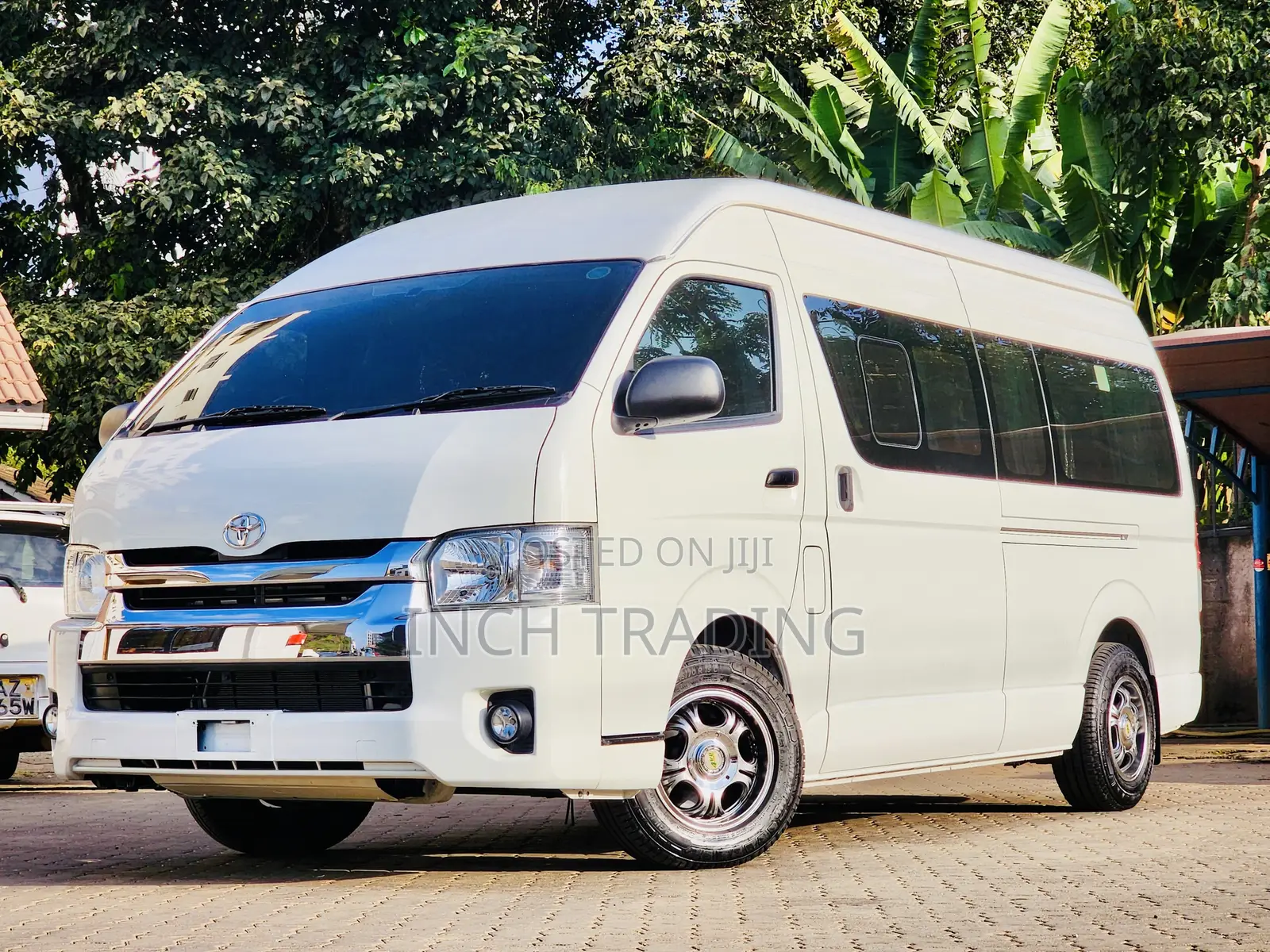 Toyota Grand HiAce 2019