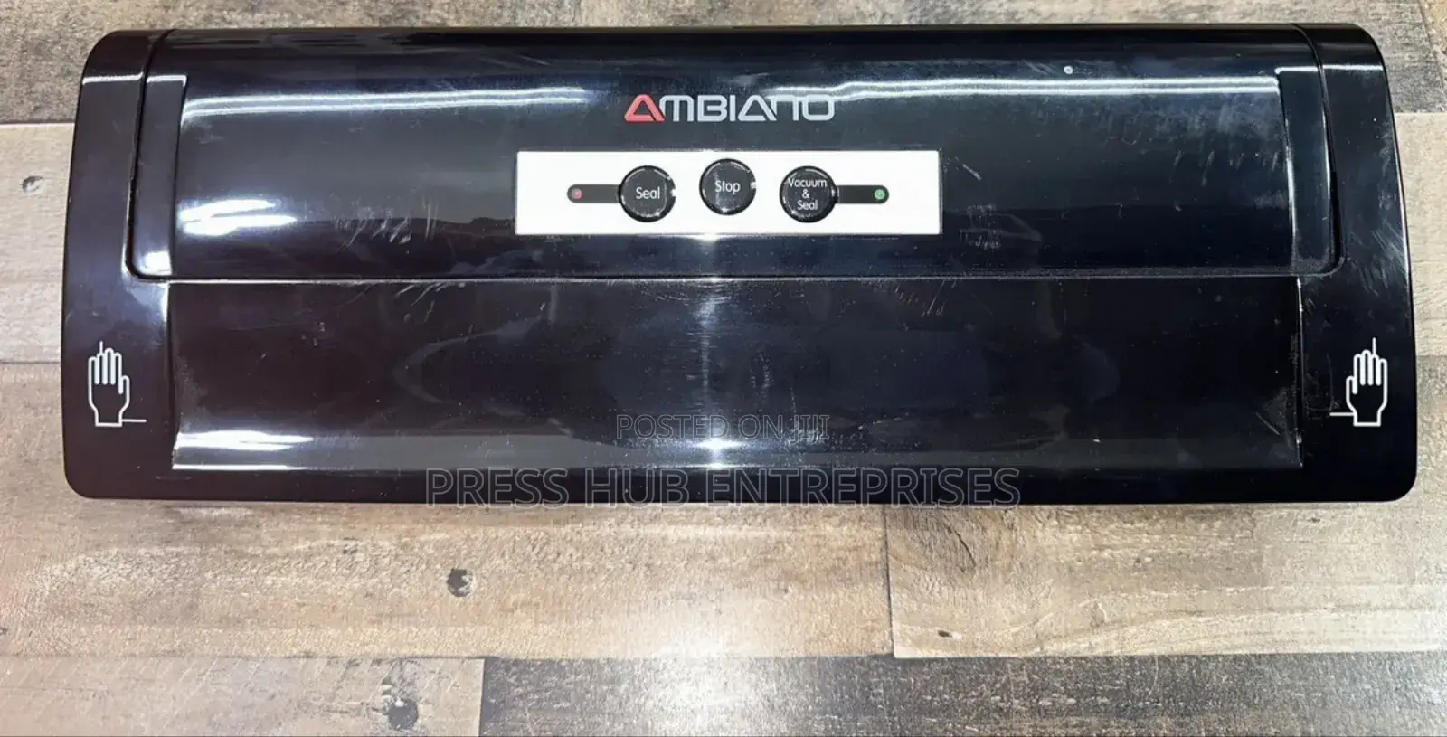 Food Vacuum Sealer Machine With a Built-in Sliding Cutter**