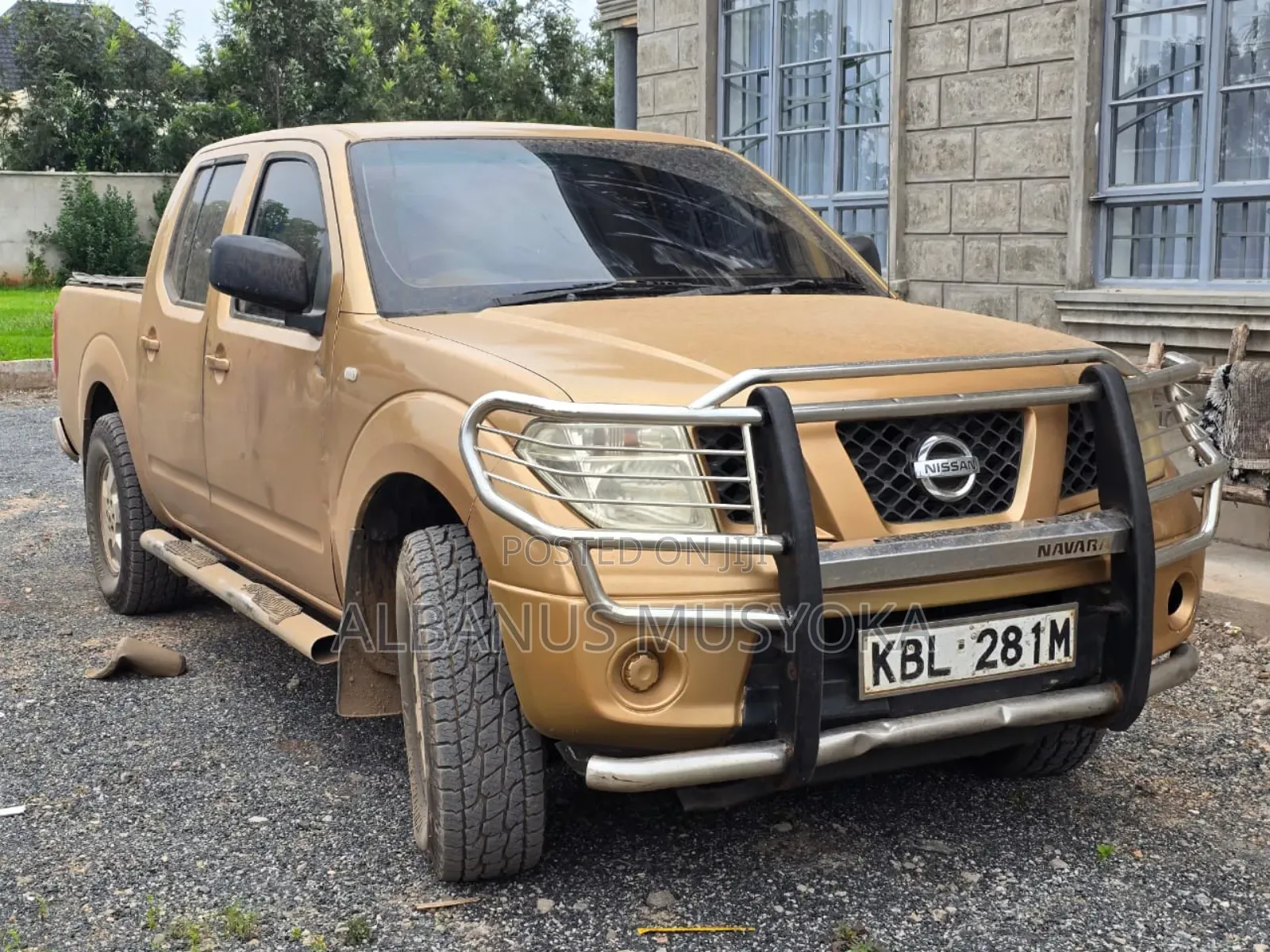 Nissan Navara 2004 Gold
