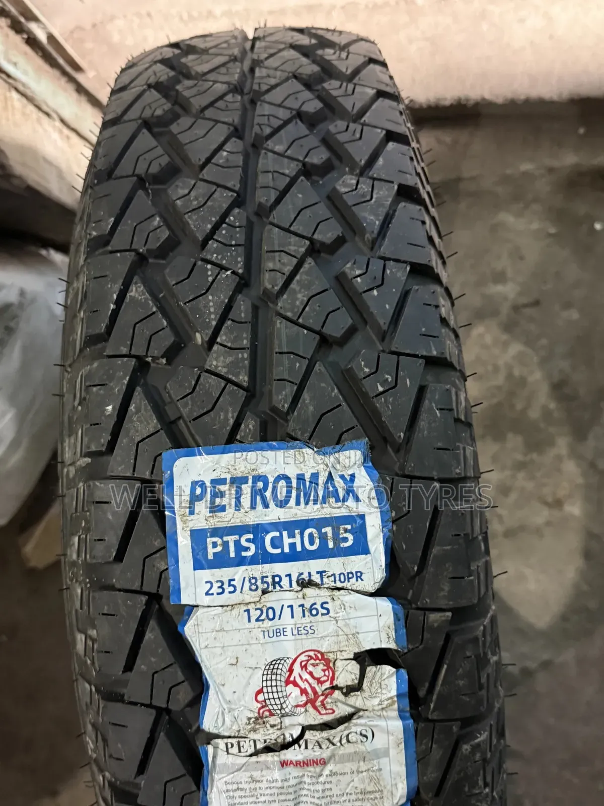 235/85r16 Petromax Alltarrain (A/T)