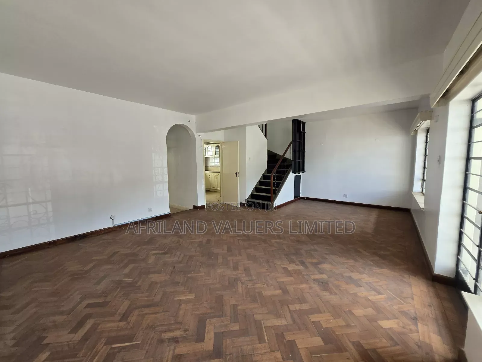 4bdrm Maisonette in Kilimani for rent
