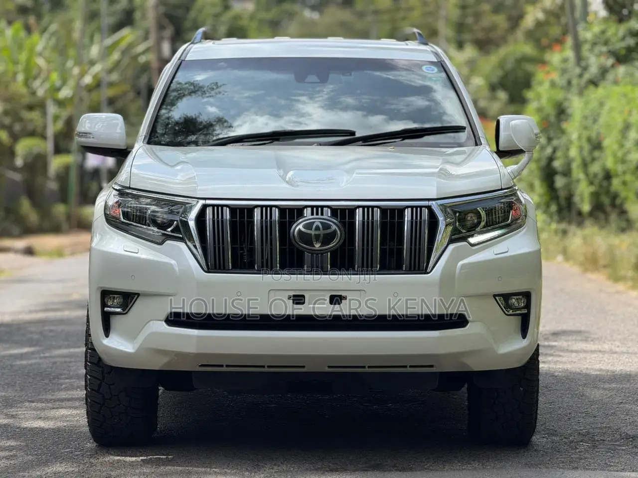 Toyota Land Cruiser Prado 2.8 2019 White
