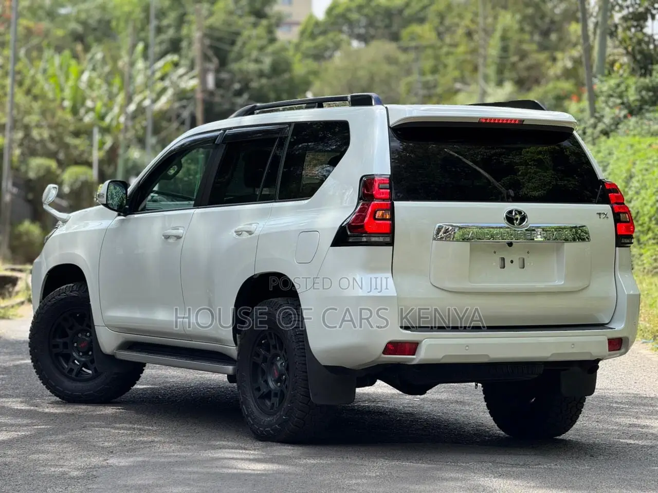 Toyota Land Cruiser Prado 2.8 2019 White