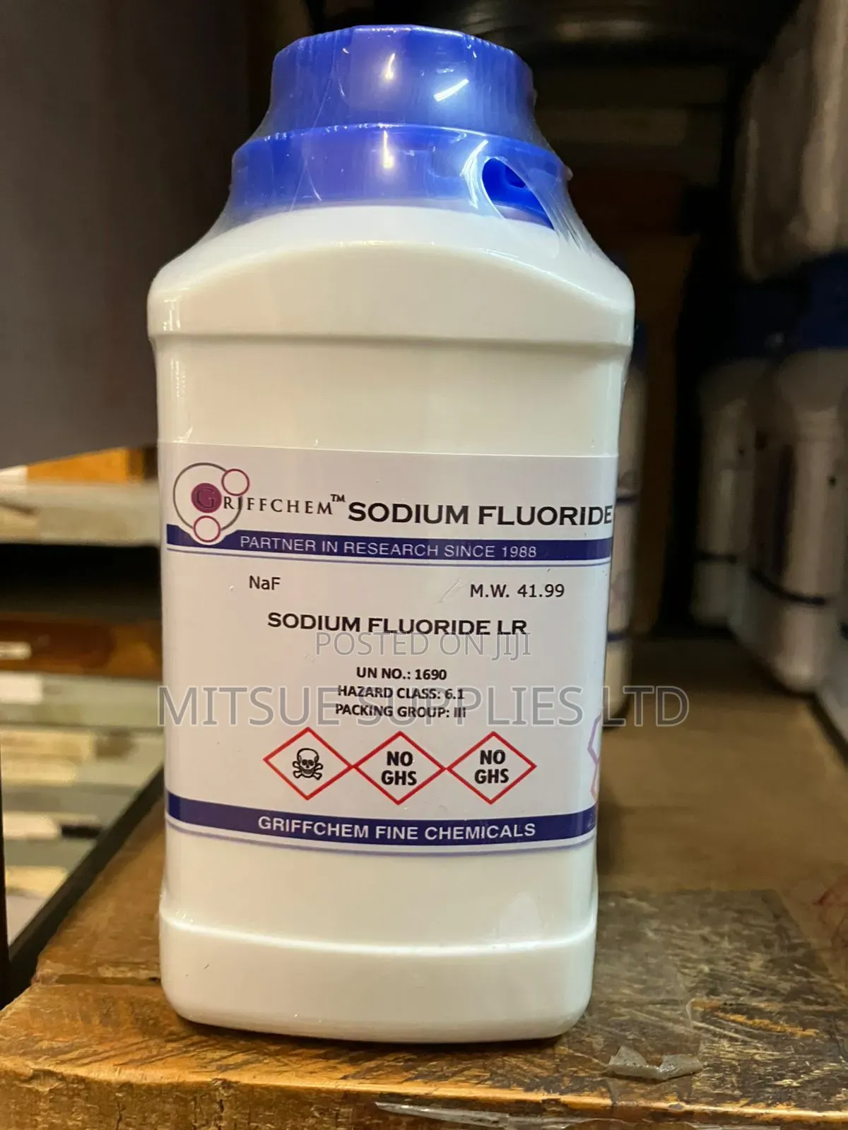 Pair Of Sodium Flouride 500g Lab Reagent