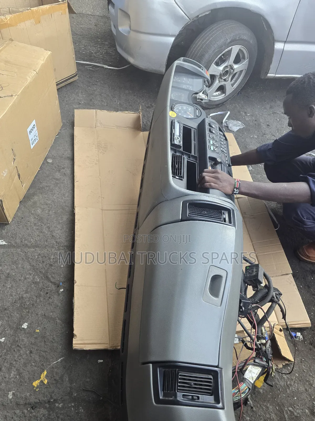 Mitsubishi Fuso Mahewa Dushboard Assembly