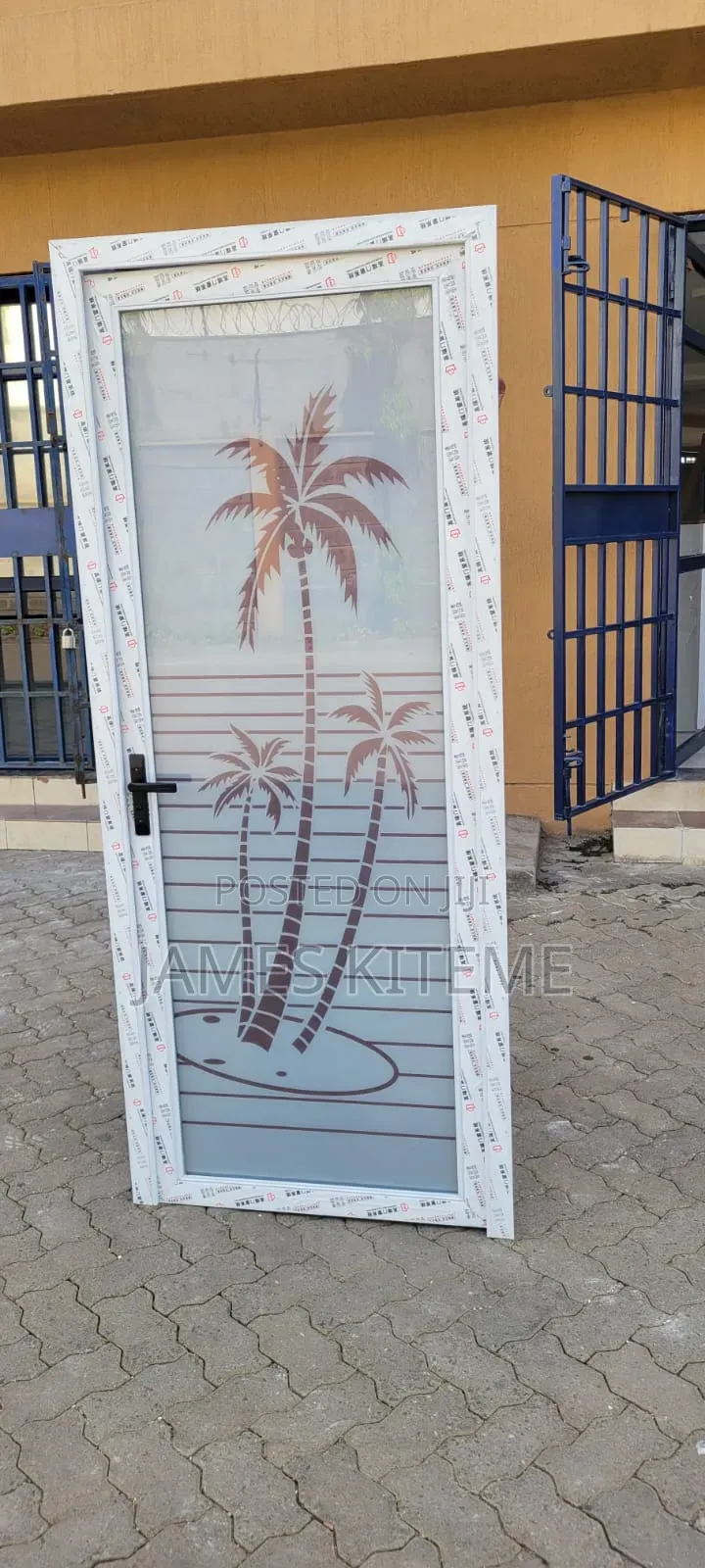 Aluminium Bathroom Doors