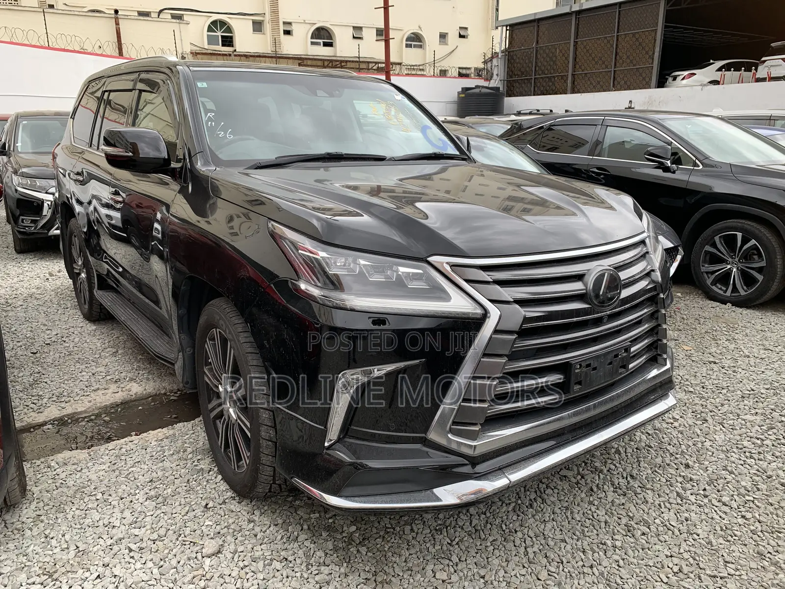Lexus LX 570 (5 seats) AWD 2018 Black