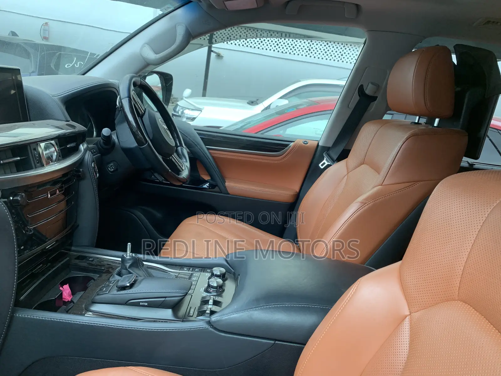 Lexus LX 570 (5 seats) AWD 2018 Black