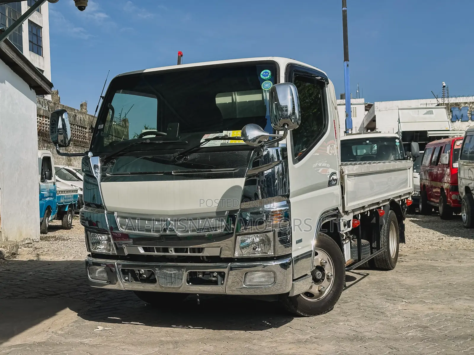2018 2018 Mitsubishi Canter