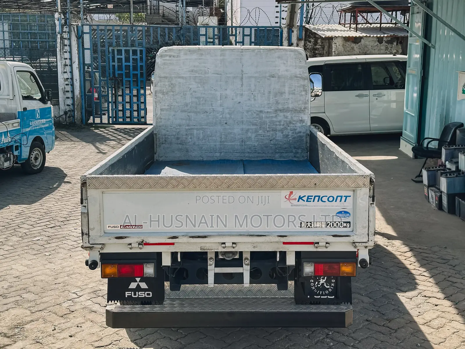 2018 2018 Mitsubishi Canter