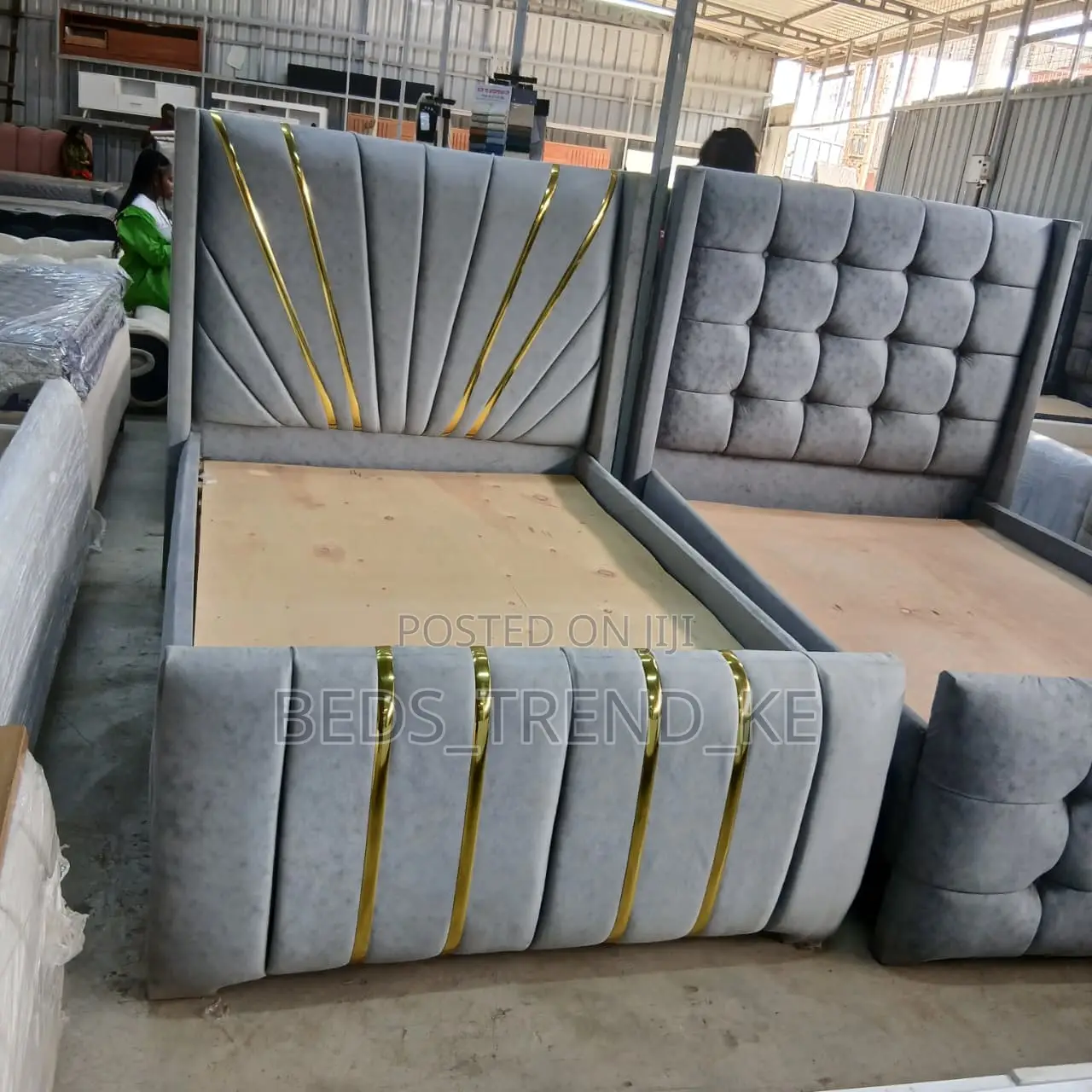 Modern Plush 5 by 6 Lined Bed