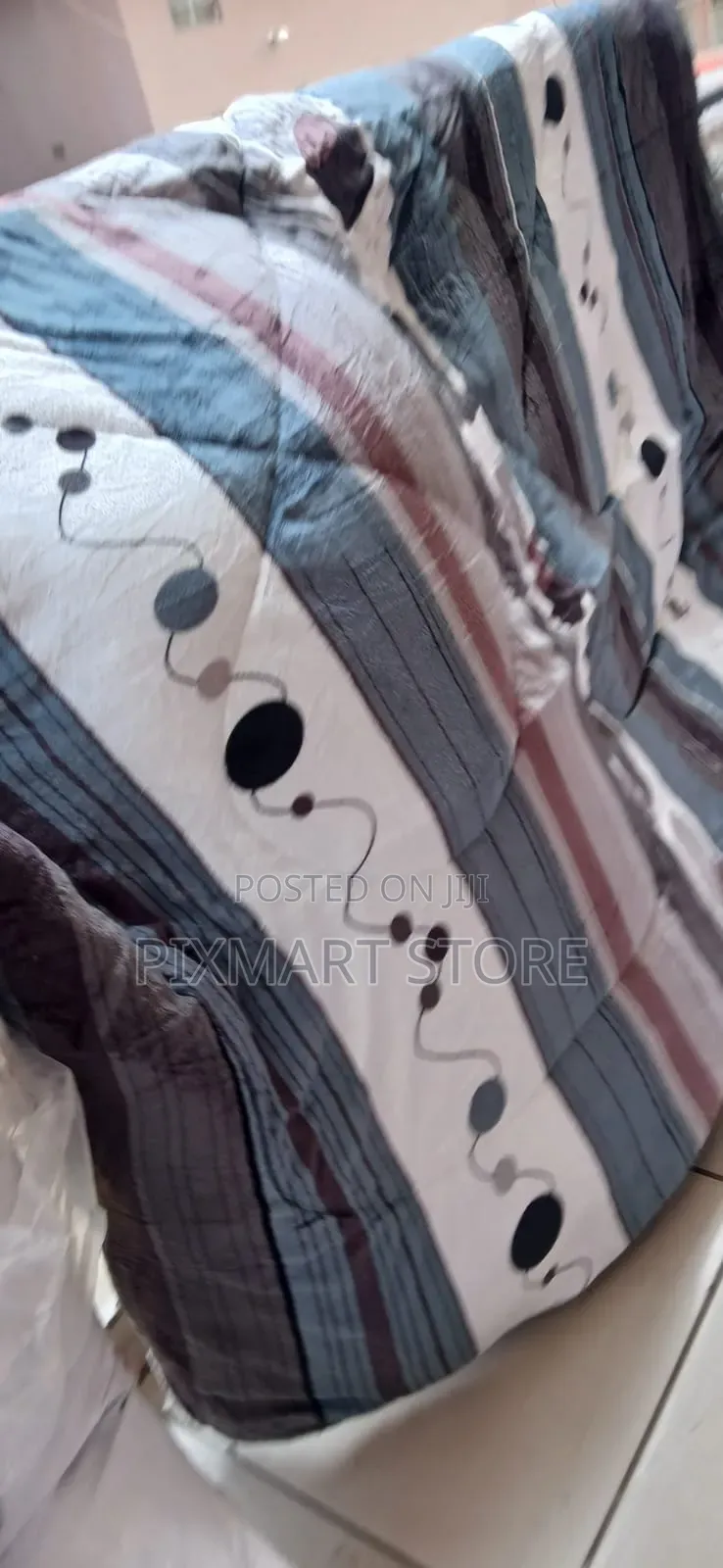 Warm Elite Woolen Unbinded Duvet – 5×6 Premium Comfort