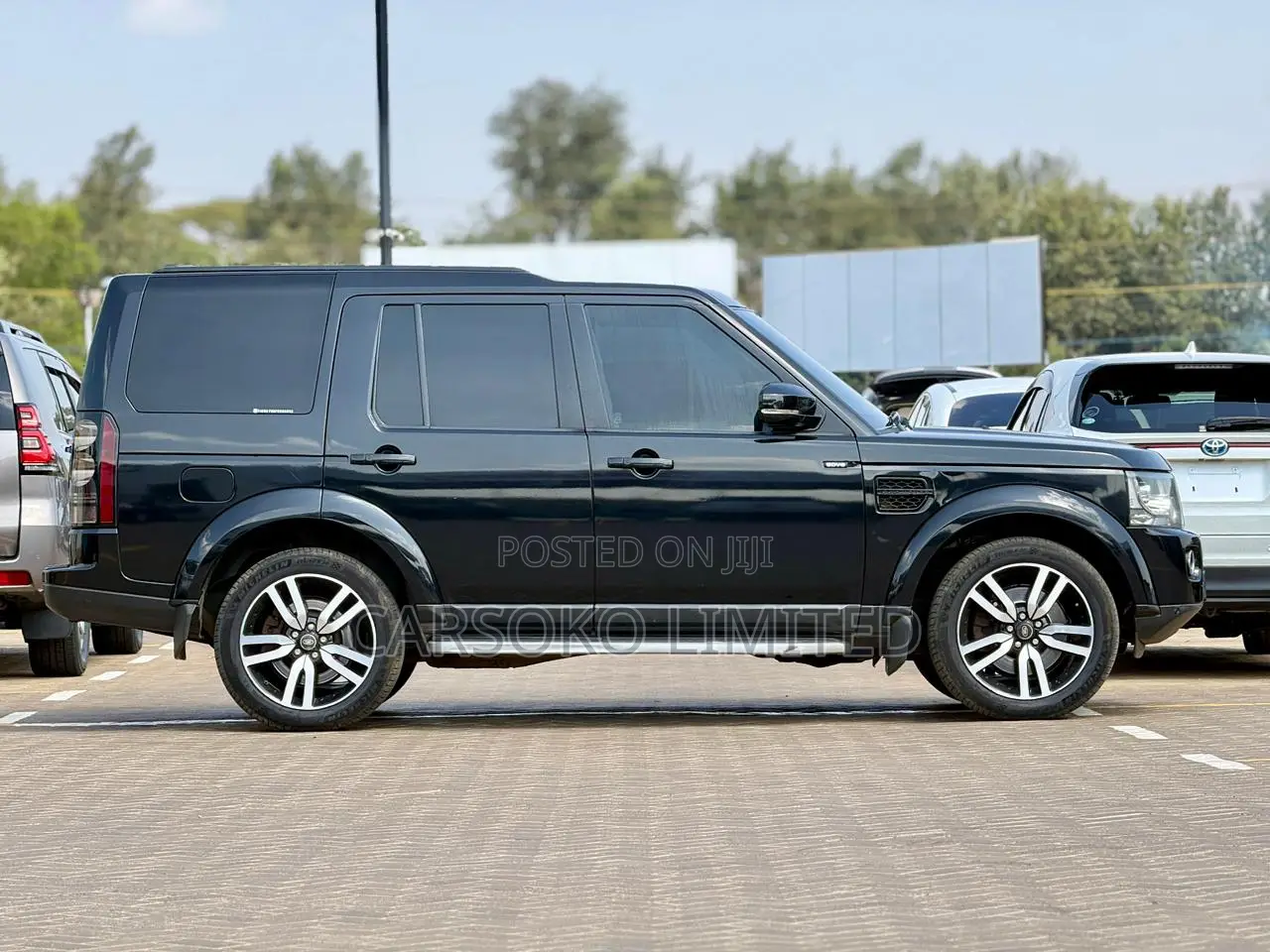 Land Rover Discovery 2015