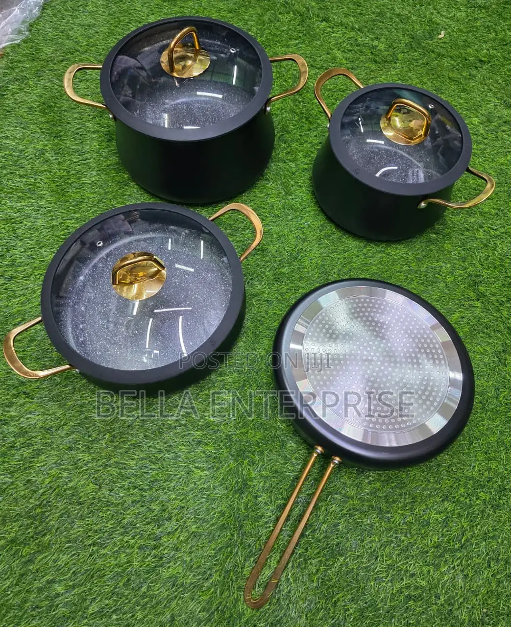 7pcs High Quality Non-Stick Aluminium Cookware Set With Silicon Cover