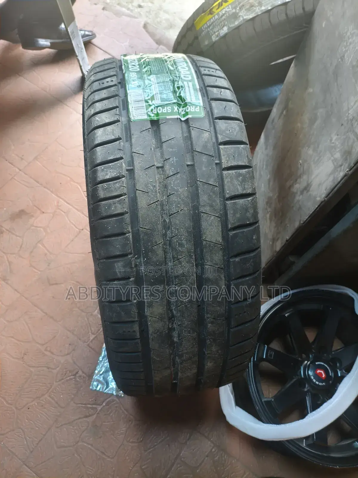 245/35r20 Dovroad