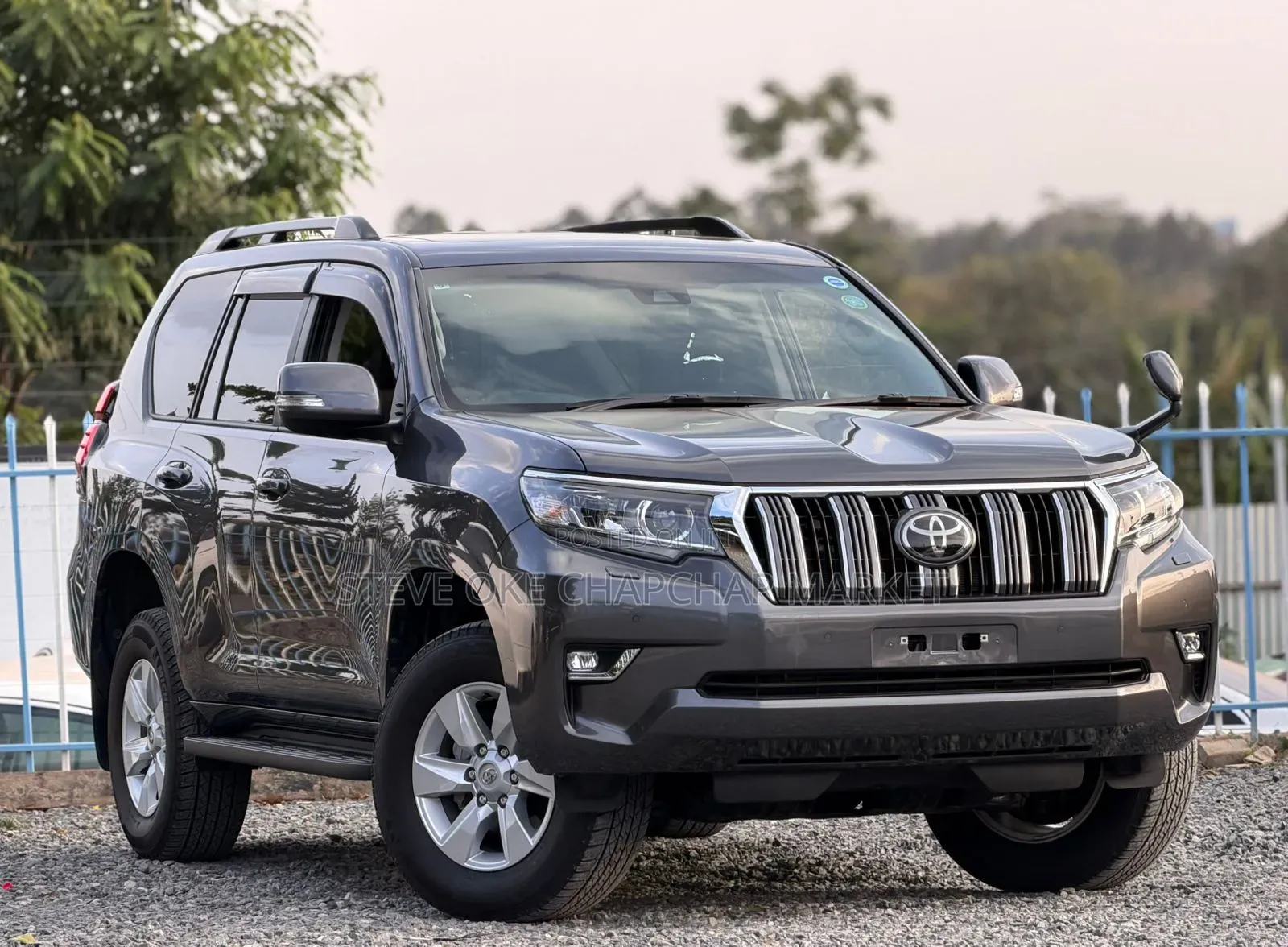 Toyota Land Cruiser Prado 2.7 2019 Gray