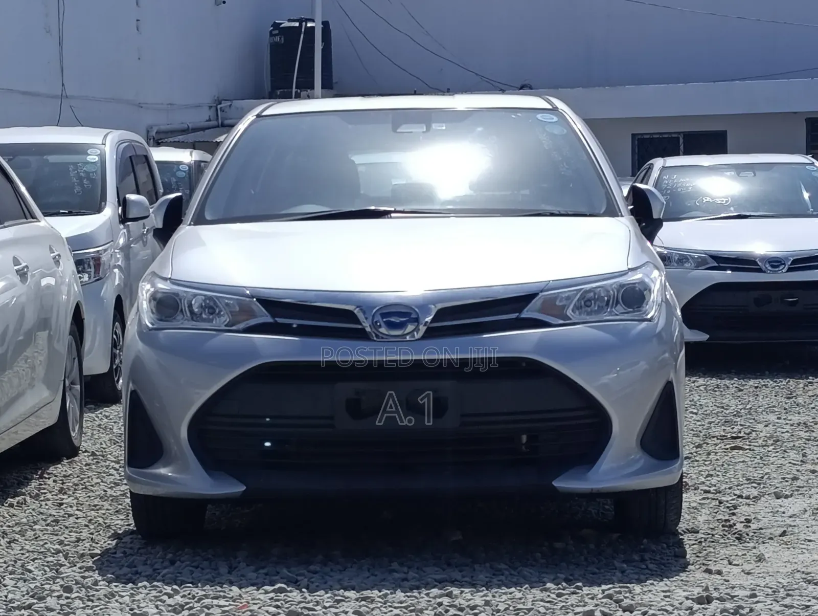 Toyota Corolla Fielder 1.5 Hybrid FWD 2018 Silver
