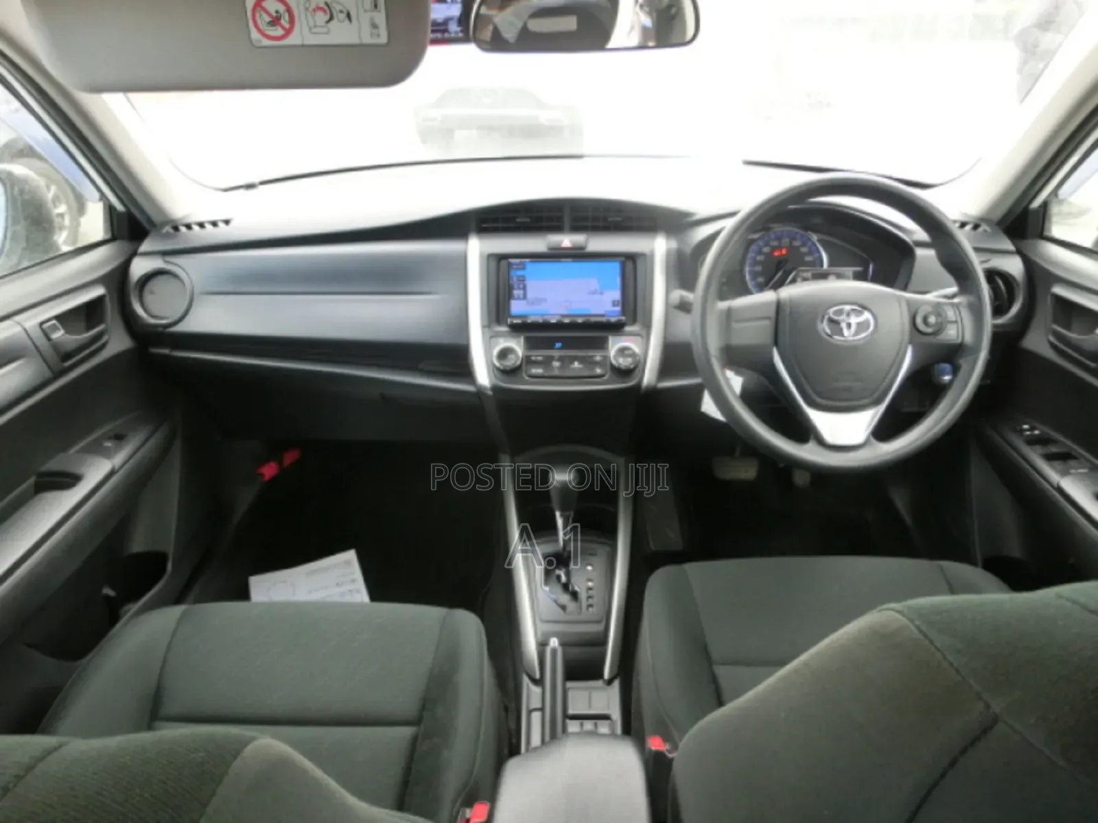 Toyota Corolla Fielder 1.5 Hybrid FWD 2018 Silver
