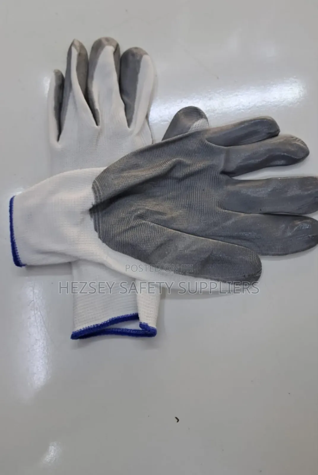 Nitrile-coated Lightweight Oil-resistant Gloves