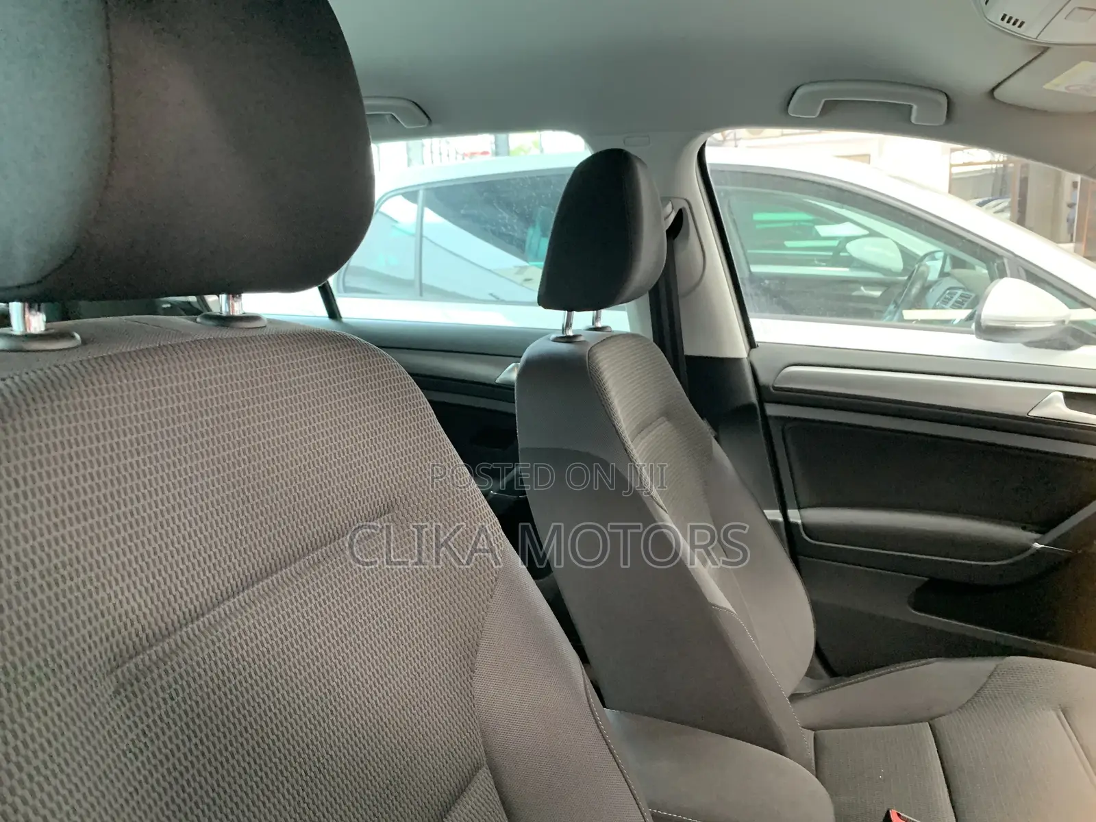 Volkswagen Golf TSI S FWD 2018 Silver