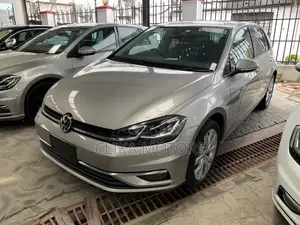 Volkswagen Golf TSI S FWD 2018 Silver