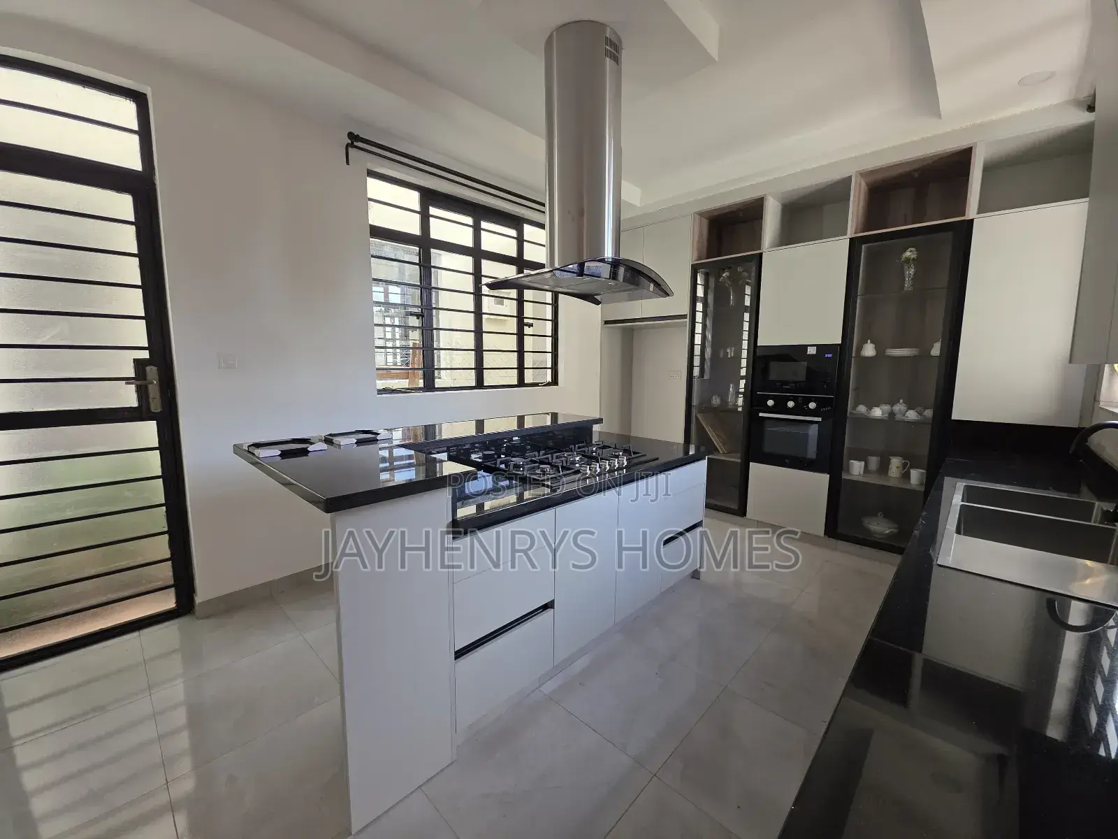 4bdrm House in Membley Estate for rent