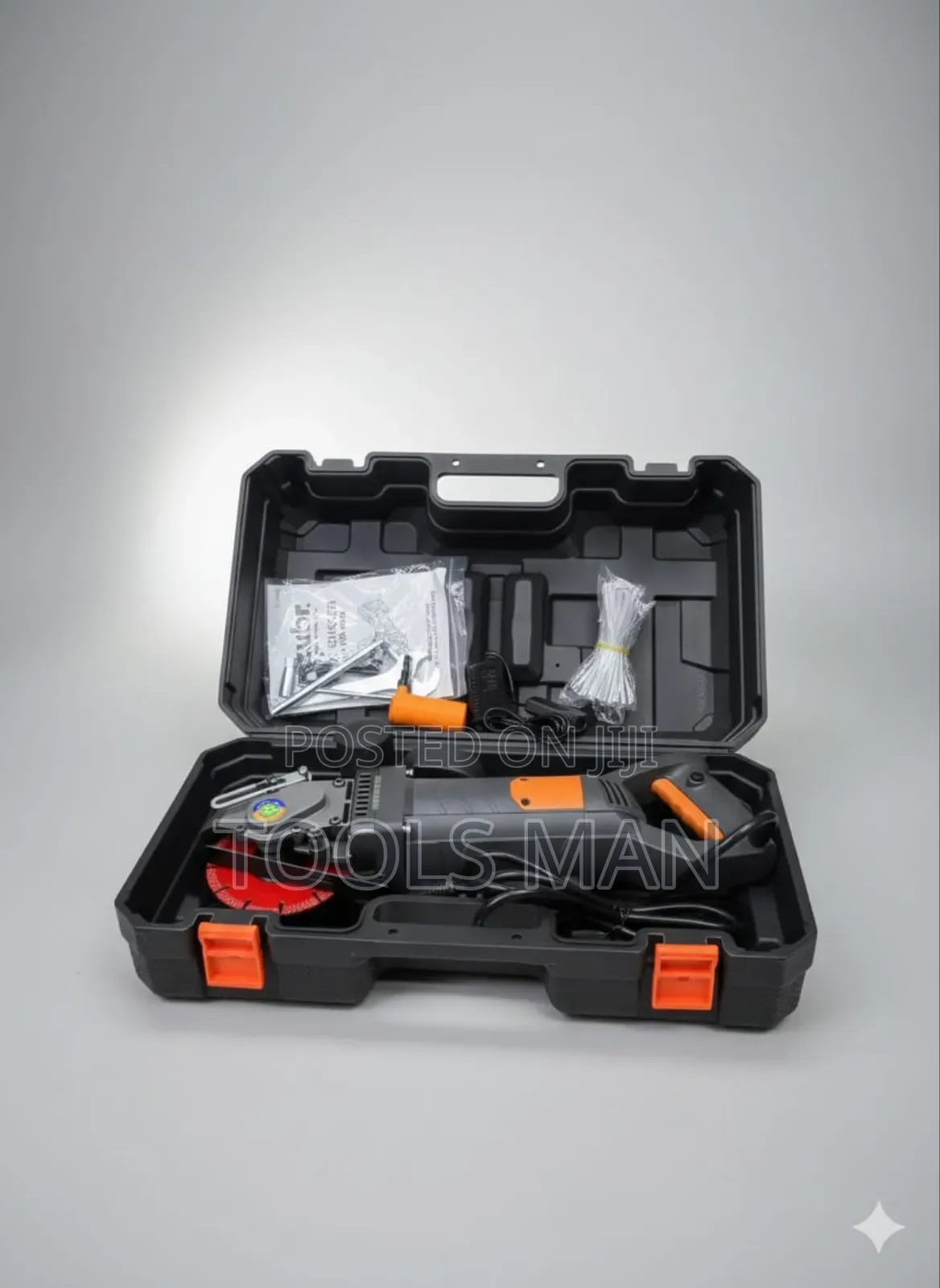 Kzubr Wall Chaser 2800watts. Kzubr Wall Chaser (Model 133-2800).
