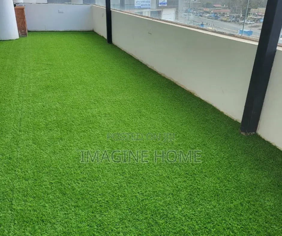 Fade Resistant Grass Carpet
