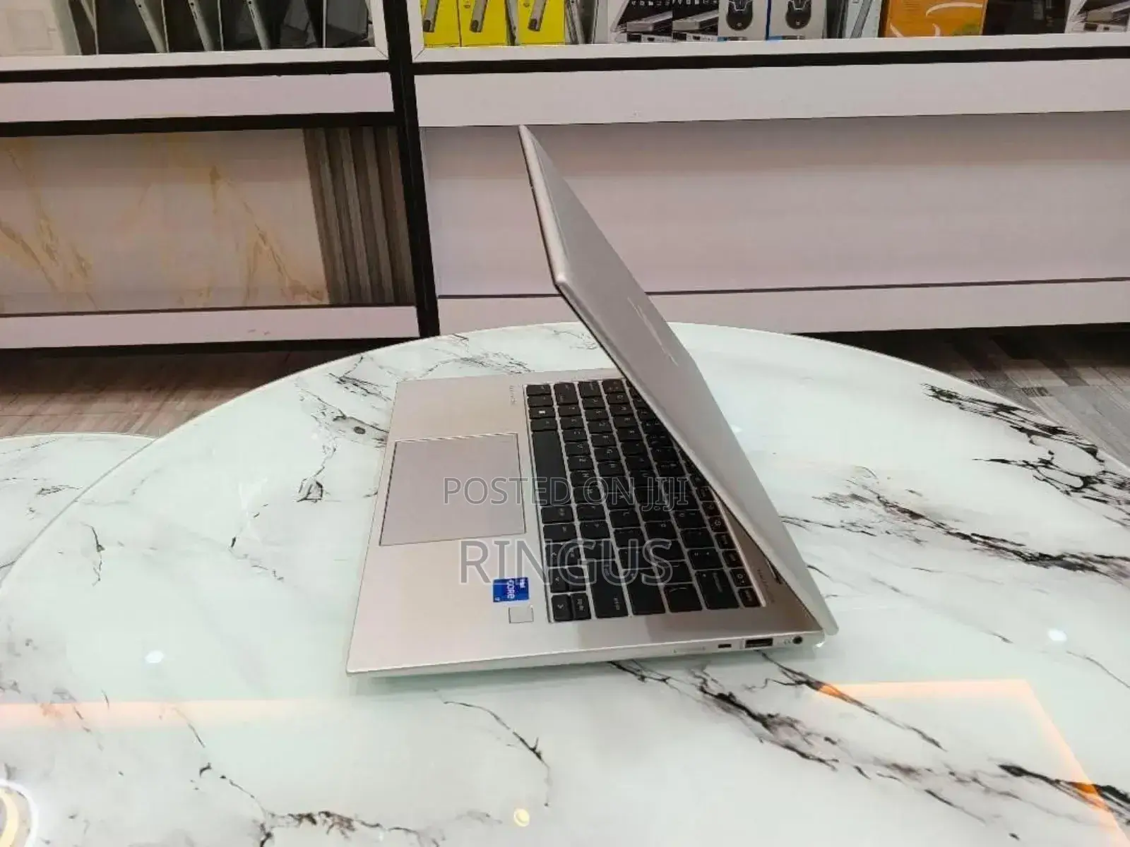Laptop HP EliteBook 840 10 16GB Intel Core I7 SSD 512GB
