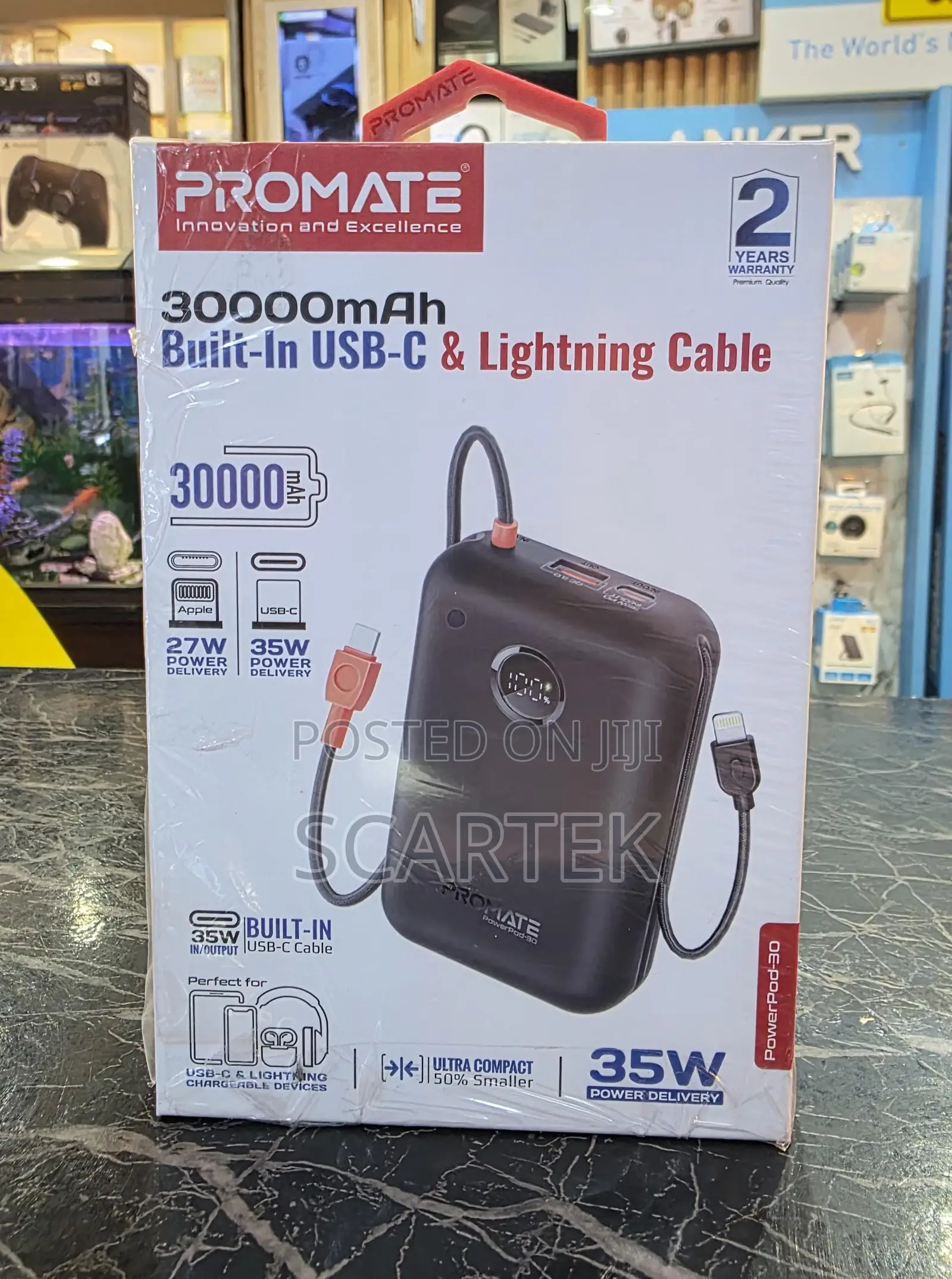 30000mah Built In Usb-c And Lightning Cable