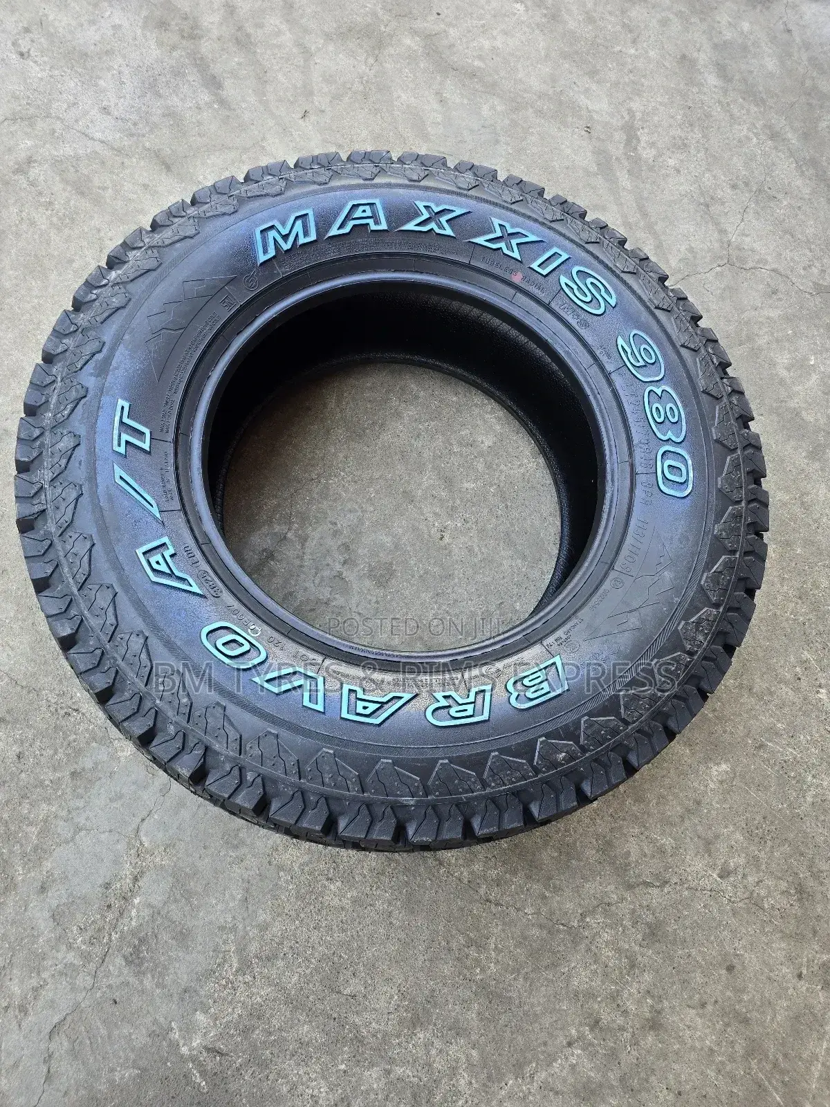 245 /70 R16 Maxxis (All Terrein) 980