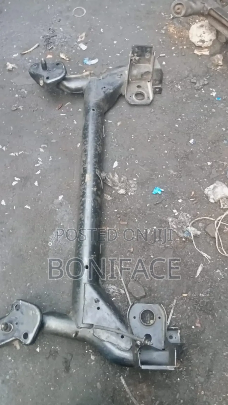 Rear Axle /Beam Mazda Demio 2005