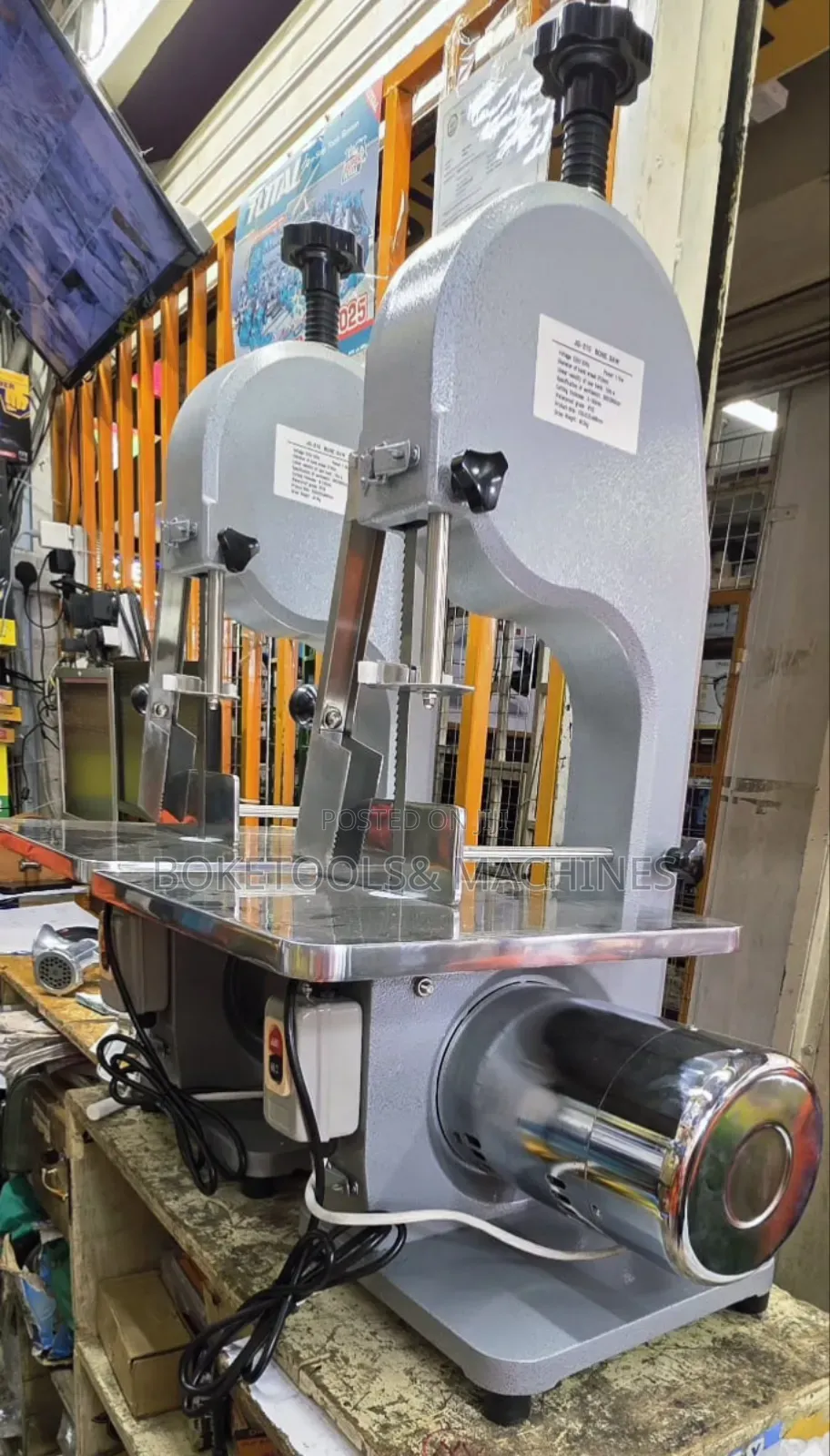 Bonesaw Machine
