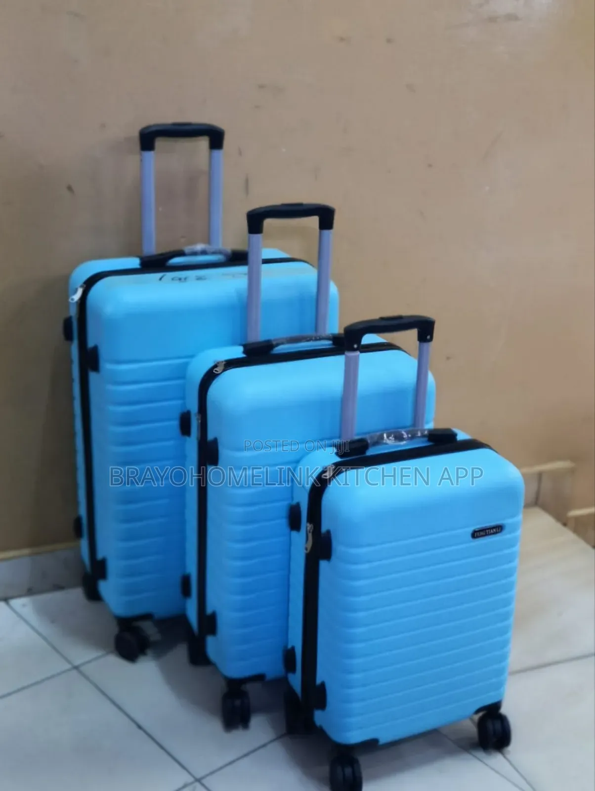 *3 in 1 Unbreakable Suitcase
