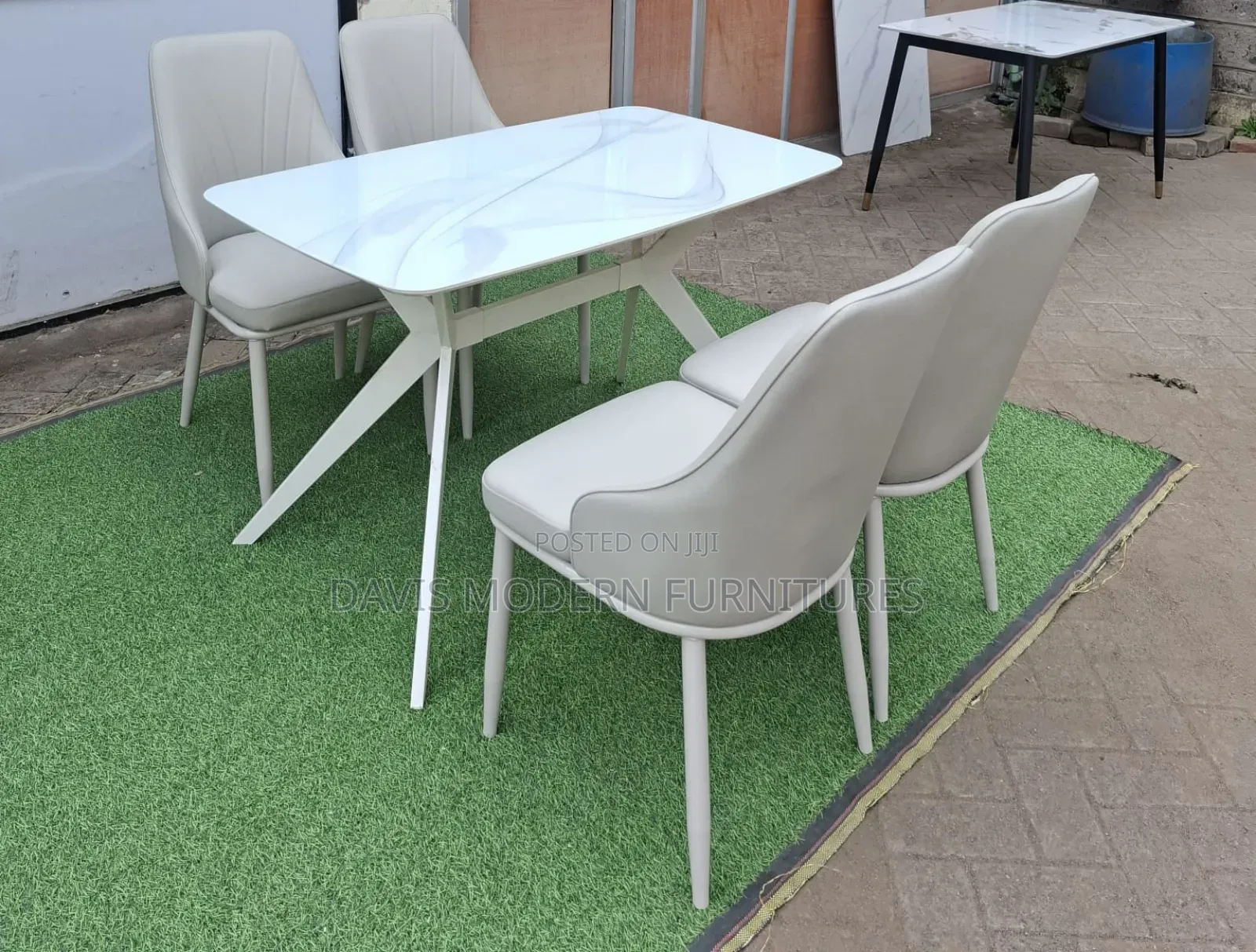 Modern 4-Seater Marble Dining Table Set