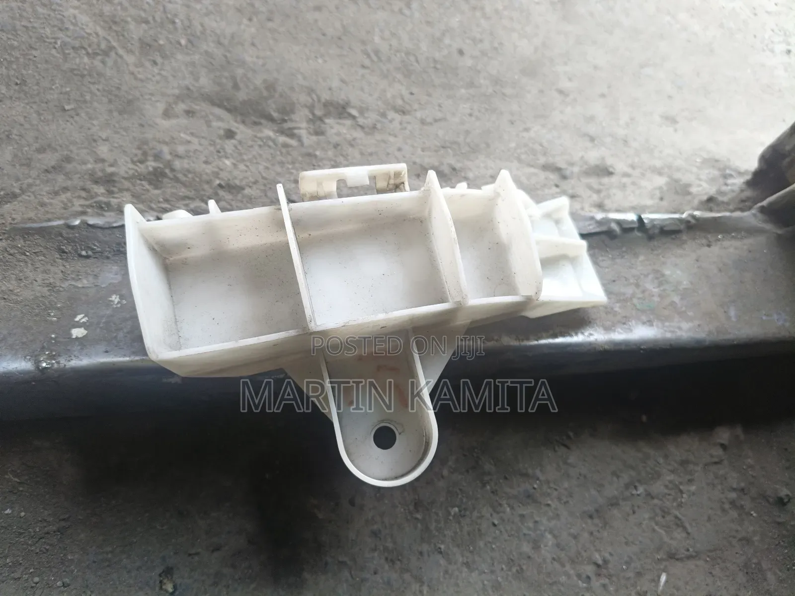 Bumper Slides Taillight Bracket