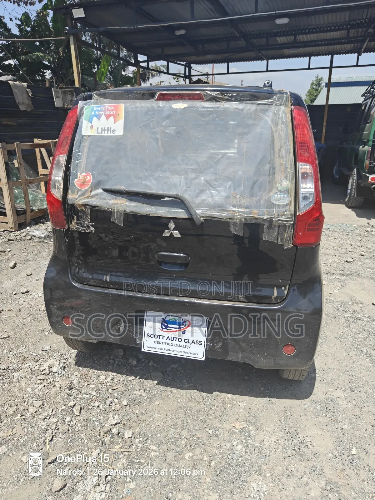 Nissan Dayz Rear Windscreen