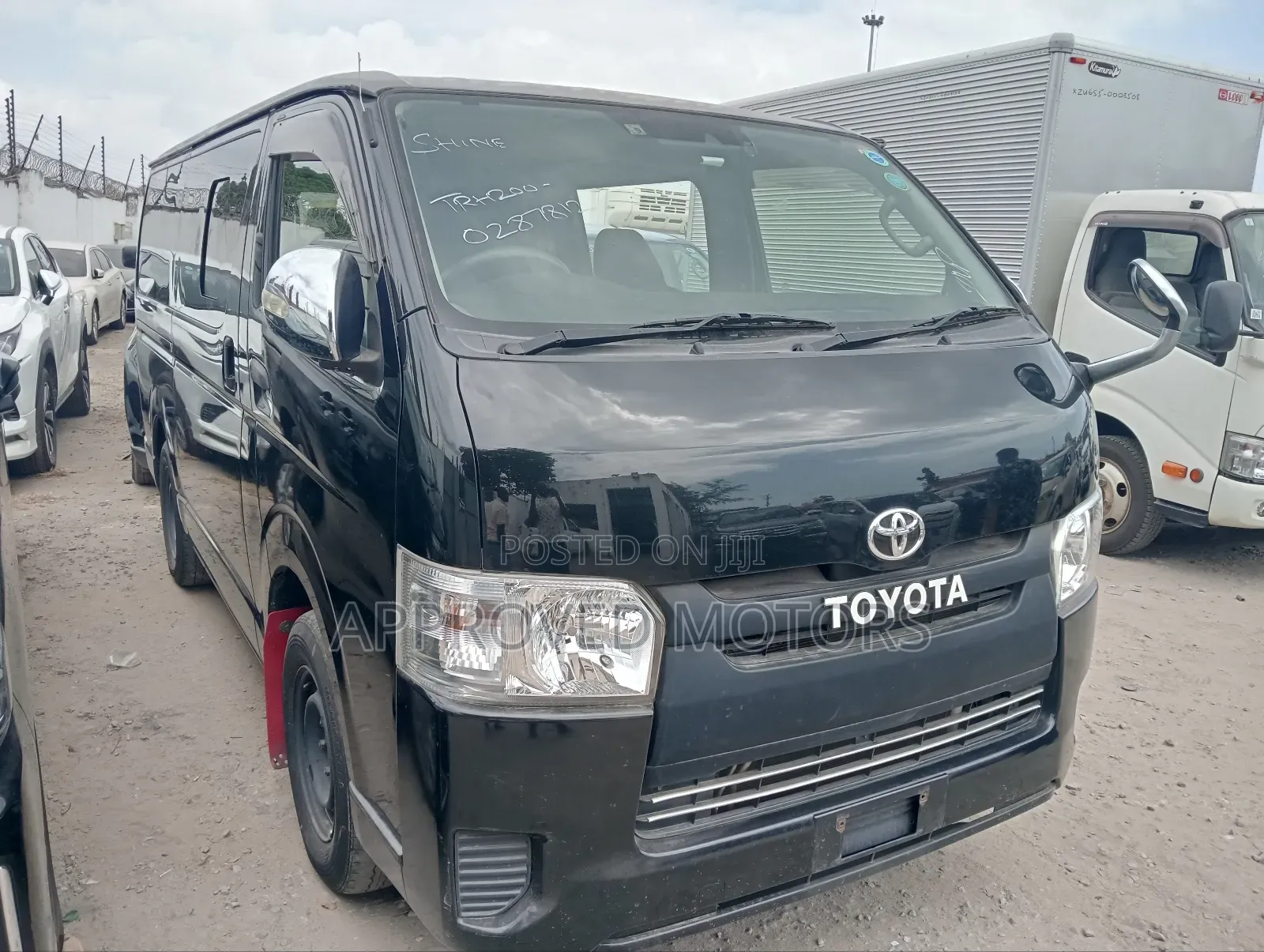 Toyota HiAce 2019 Black
