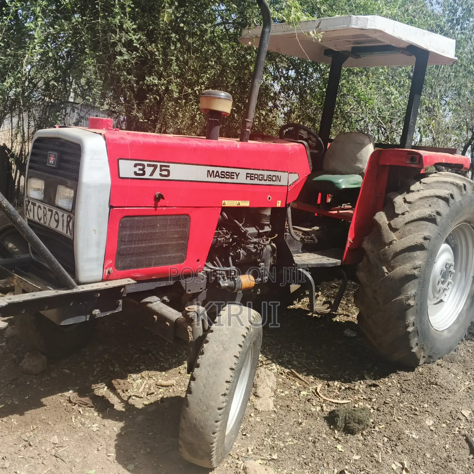 Massey Ferguson 375 Tractor 2014