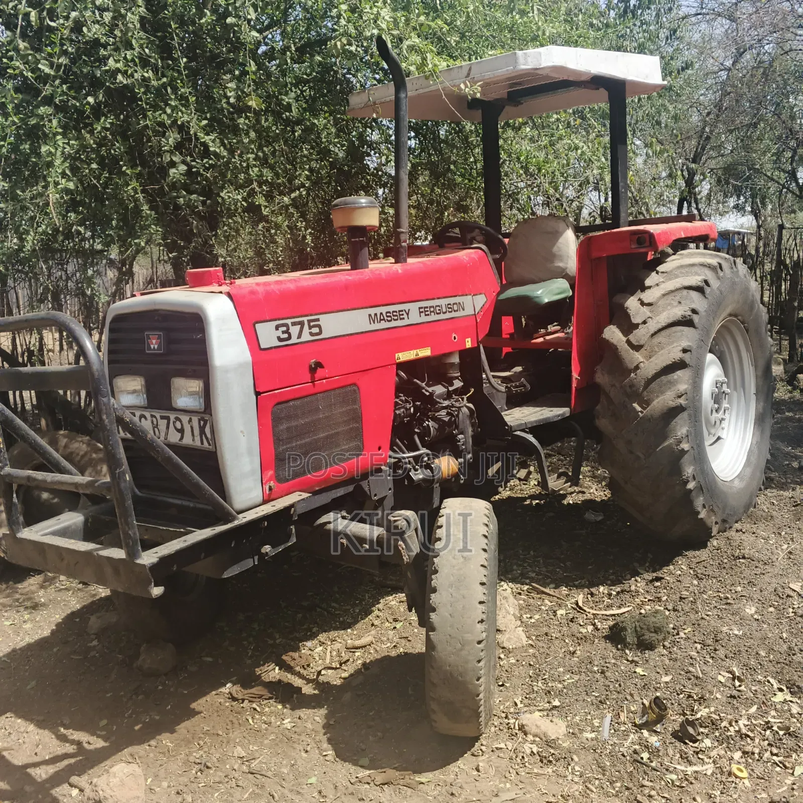 Massey Ferguson 375 Tractor 2014