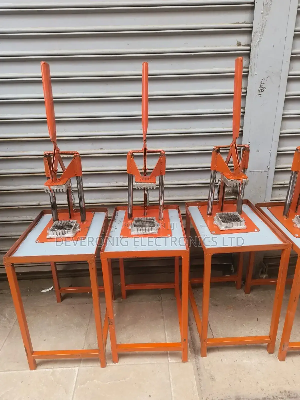 Commercial Chips Cutter at 2800