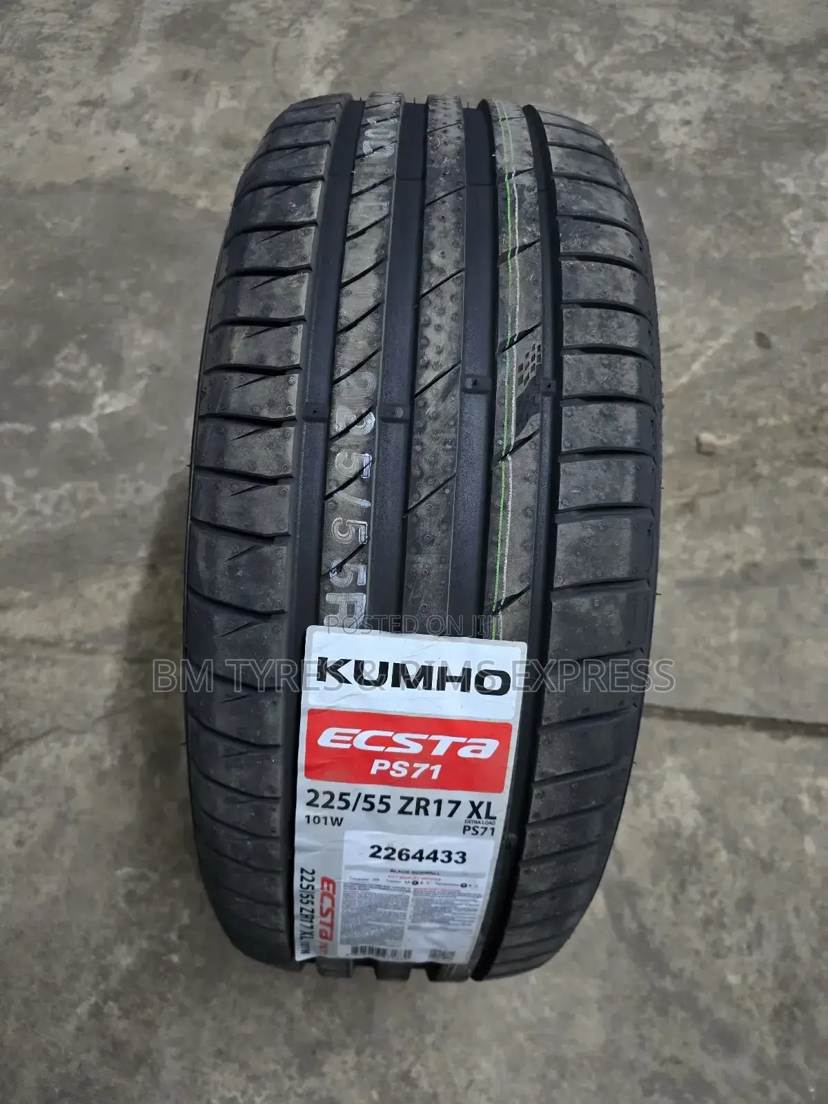 225 /55 R17 Khumo Tyres (Korea)