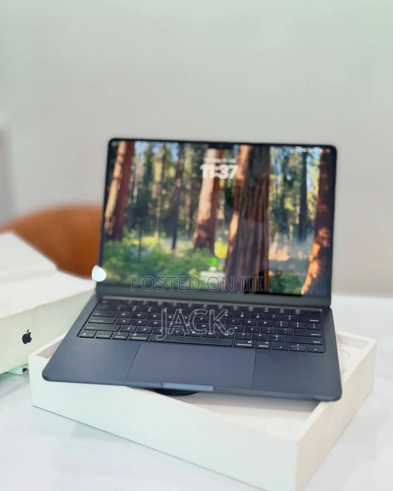 Laptop Apple MacBook Air 2024 M3 13-Inch 16GB Apple M3 SSD 512GB