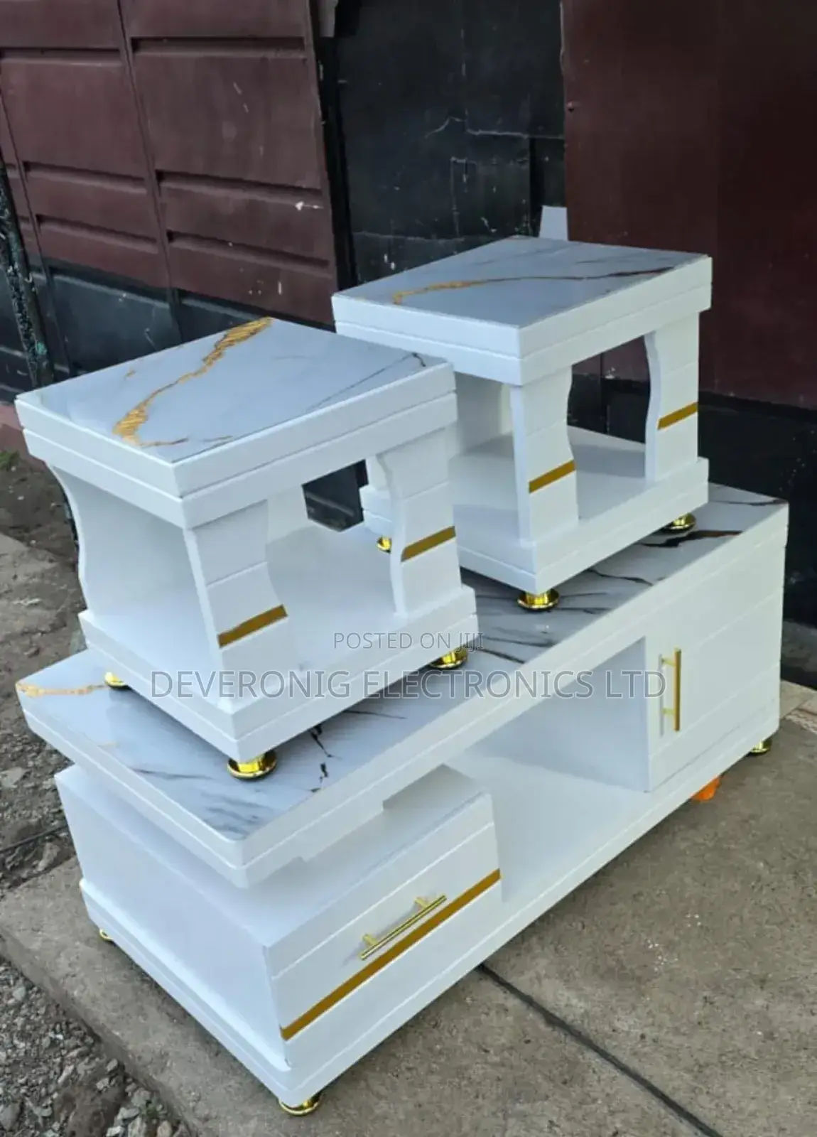 Coffee Table With Glass/Marble Topping With 2 Stools at 15500