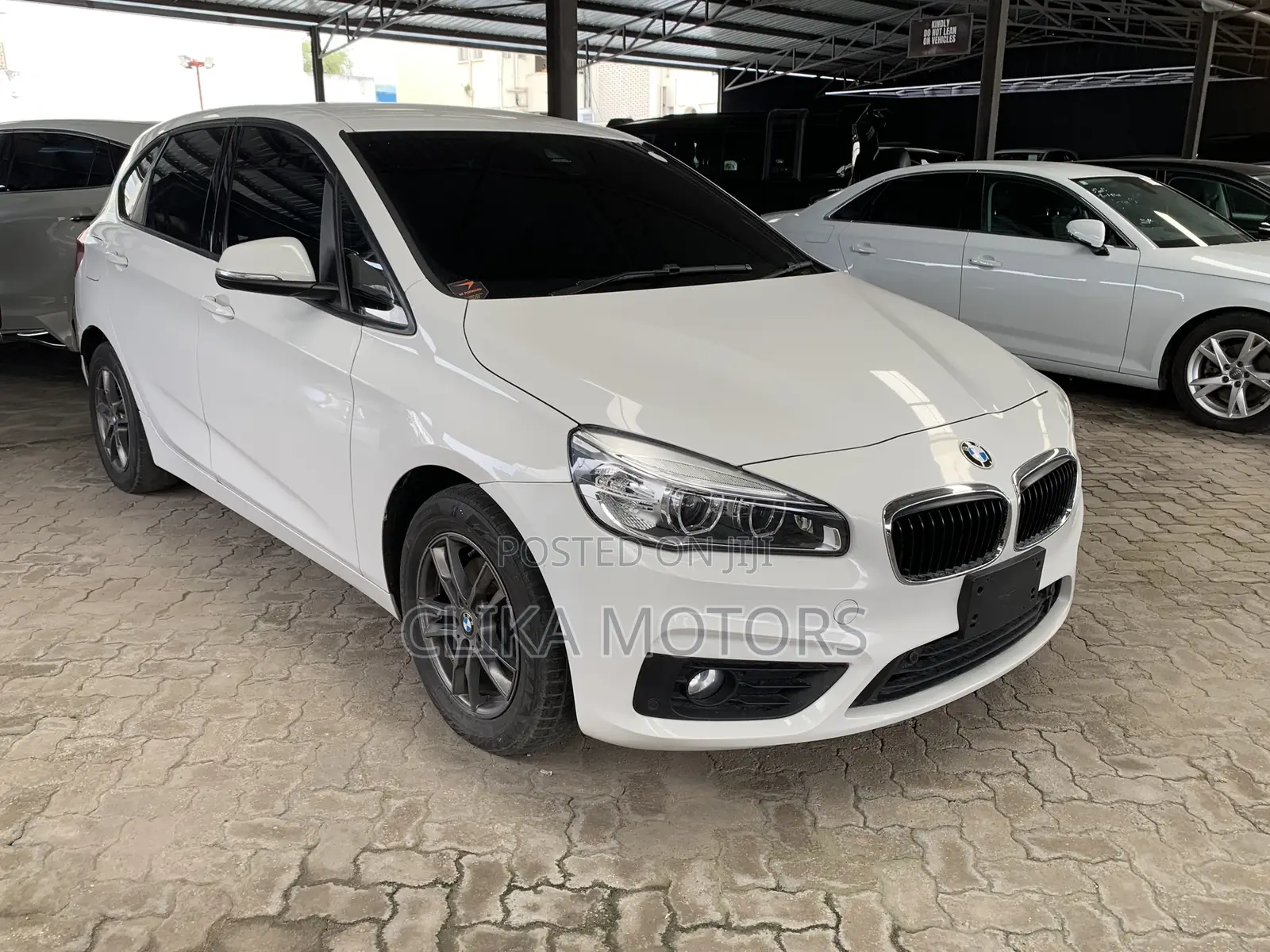 BMW 218i 2018 Pearl